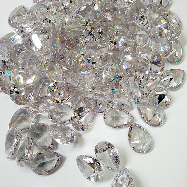 MC큐빅 다이아몬드 물방울 5개 (밑면까지 투명함)데코덴 악세사리재료